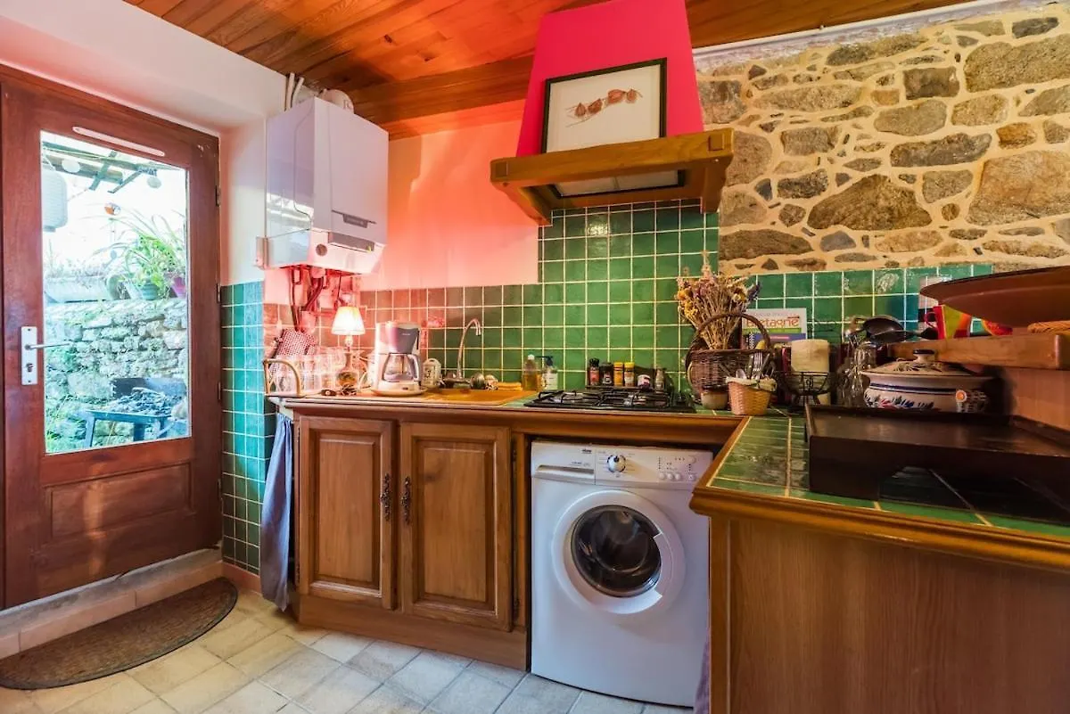 L'Authentique Maison Bretonne - Guingamp Centre 0*,  فرنسا
